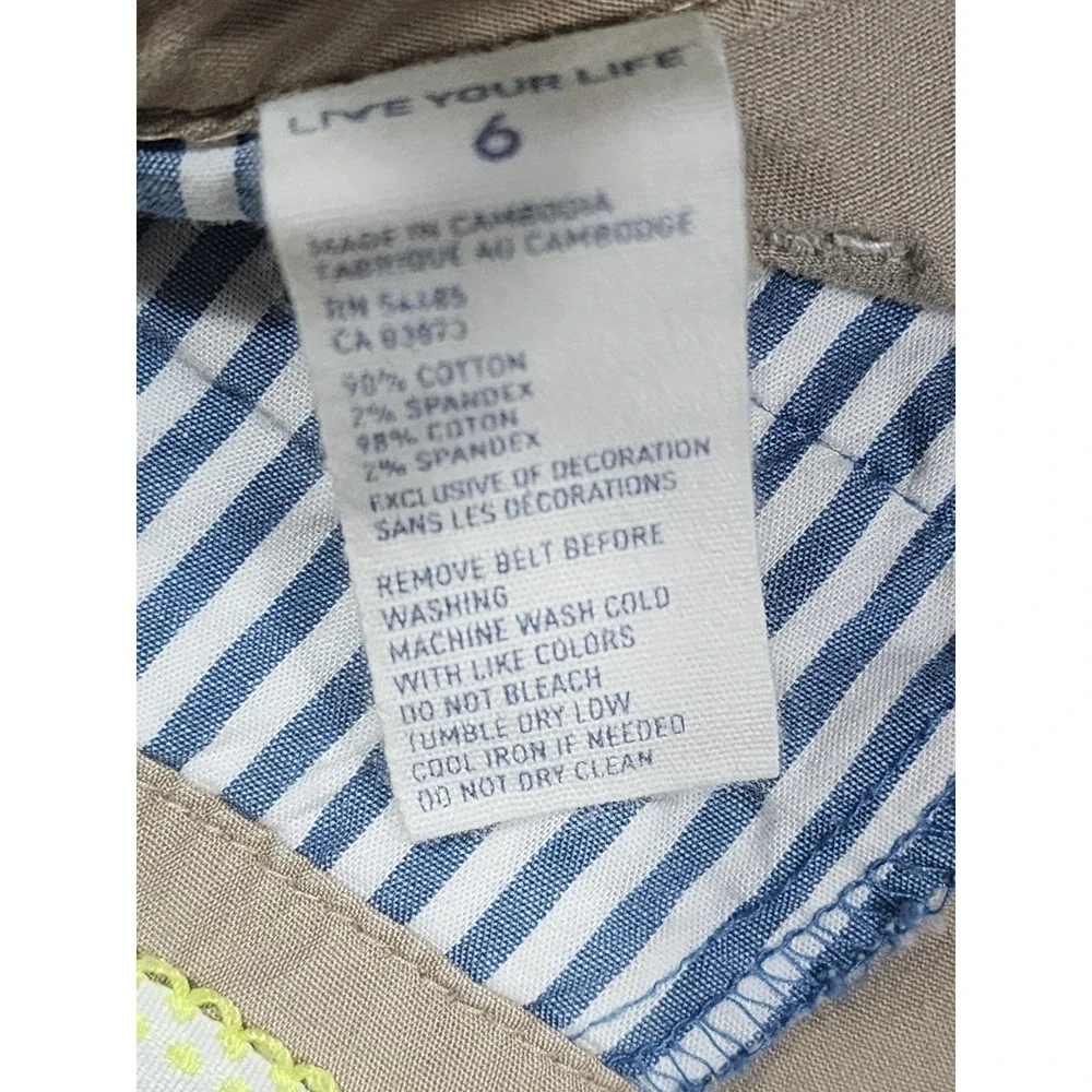 American Eagle Outfitters Khaki Chino Shorts Button Pockets Folded Hem Size 6 - Picture 6 of 6